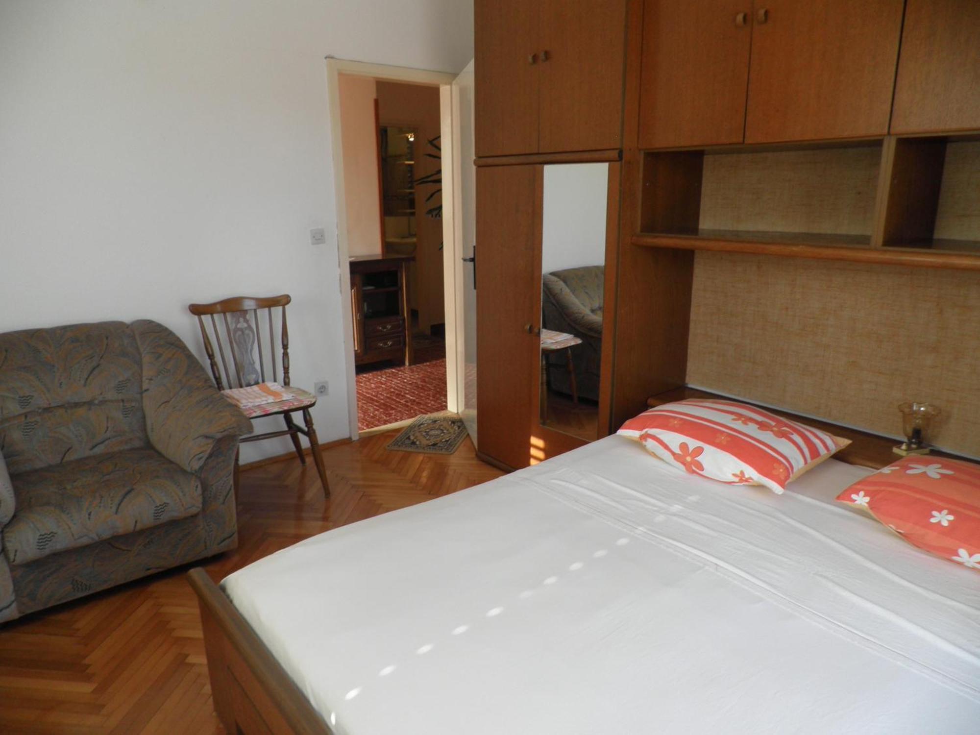 Apartments Holiday ลุมบาร์ดา ภายนอก รูปภาพ